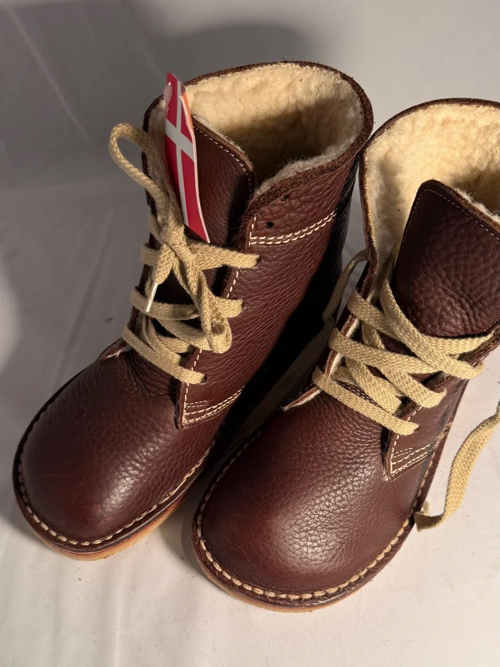 NWT Duckfeet Skanderborg - Chocolate Brown - Size 39